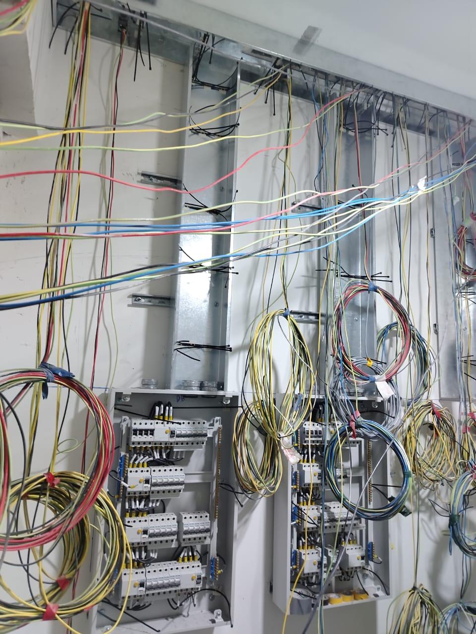 مشروع إنشائي